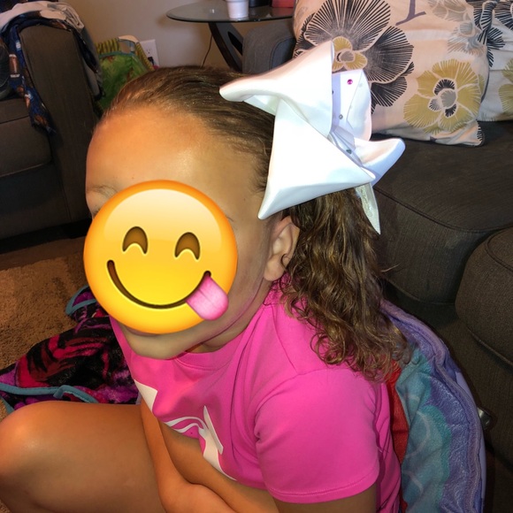 JoJo Siwa hairbows - Picture 4 of 4